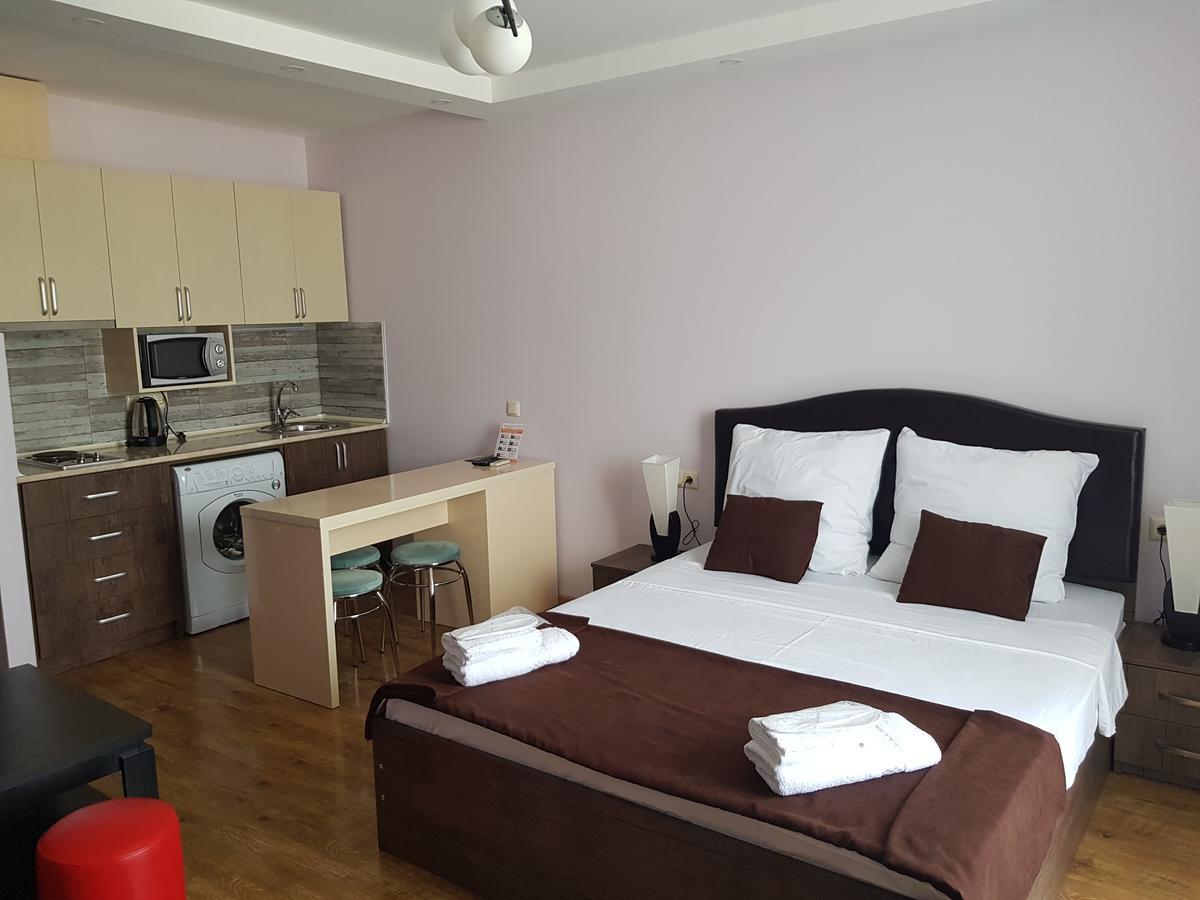 Viva Blue Batumi Aparthotel Luaran gambar