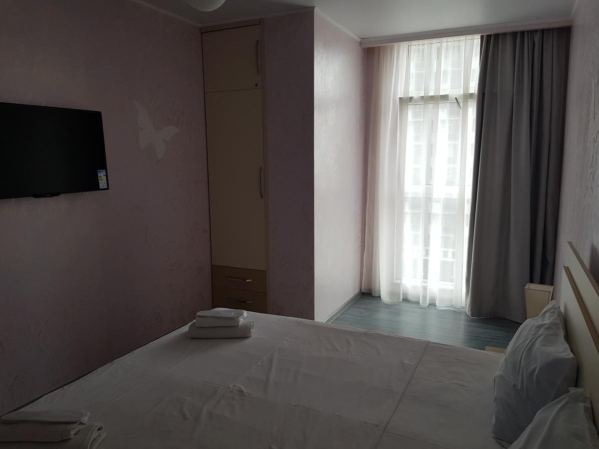 Viva Blue Batumi Aparthotel Luaran gambar