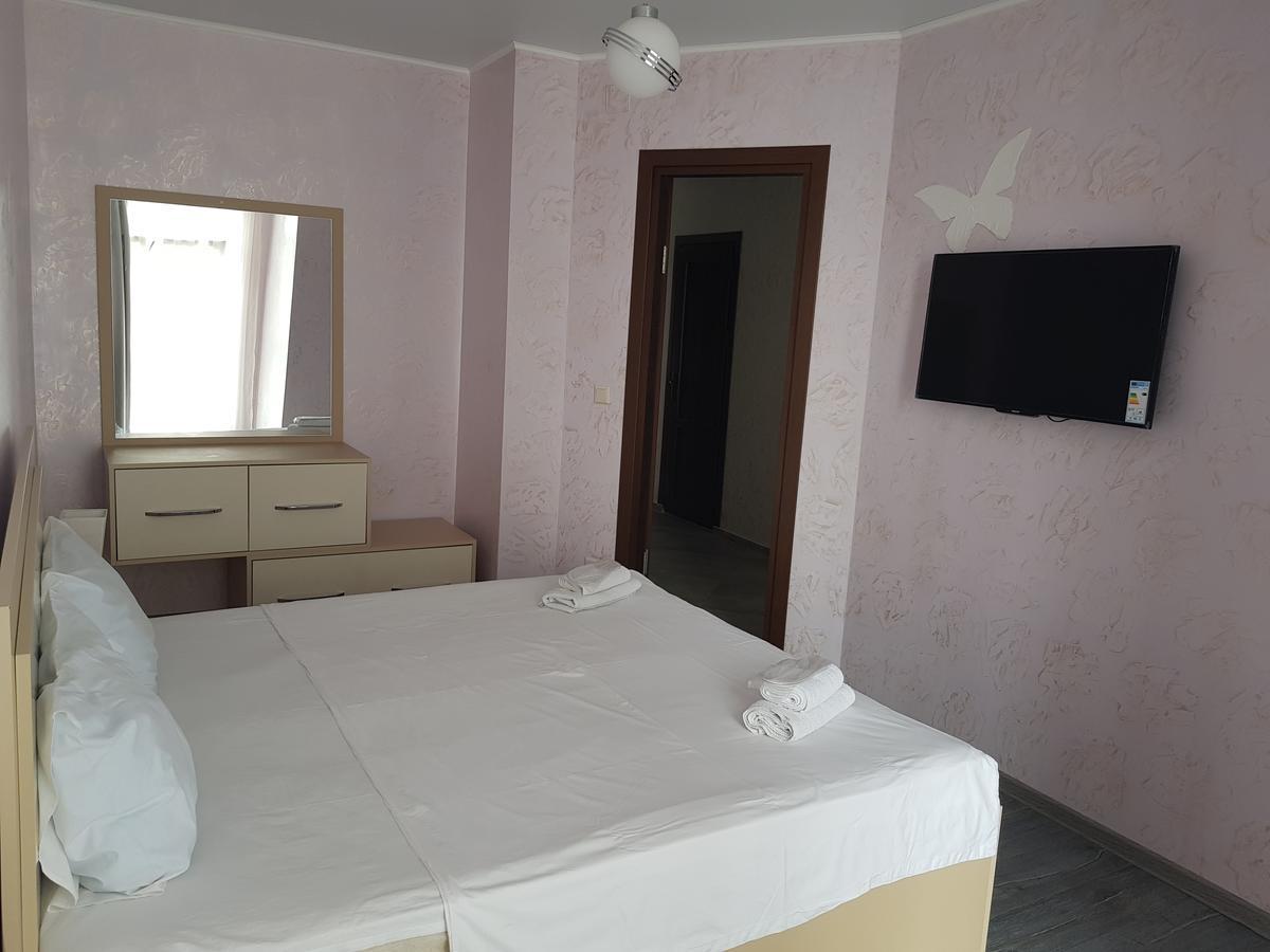 Viva Blue Batumi Aparthotel Luaran gambar
